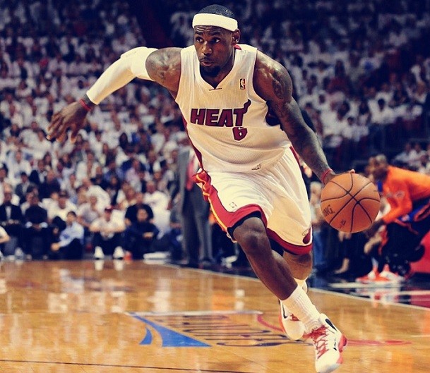 剑南春｜多特1-0奥格斯堡，吉拉西破门，两队全场总计2射正（剑南春｜多特1-0力克奥格斯堡，吉拉西制胜，双方全场仅2次射正）