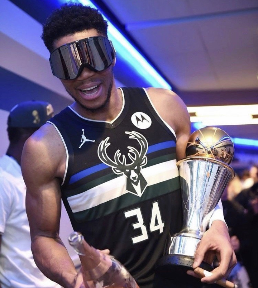 记者：帕拉西奥斯或1月租借离队，巴西&墨西哥俱乐部对其有意（记者称帕拉西奥斯可能1月租借离队，巴西和墨西哥球队有意）