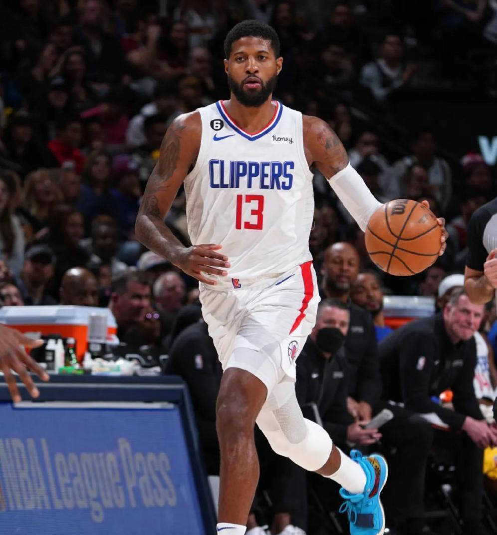 阿斯：罗马仍在关注小火柴，贝蒂斯与塞维利亚也加入竞争（阿斯：罗马持续关注“小火柴”，塞维利亚与贝蒂斯也加入争夺战）