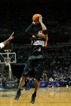 巴萨官方回顾诺坎普翻新前最后一场：12人仍在队内，7人首发（巴萨官方重温诺坎普翻修前最后一战：阵中仍有12人，7人当时首发）